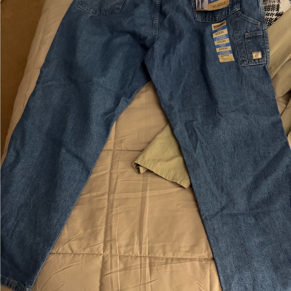 Wrangler Relaxed Fit Blue Jeans